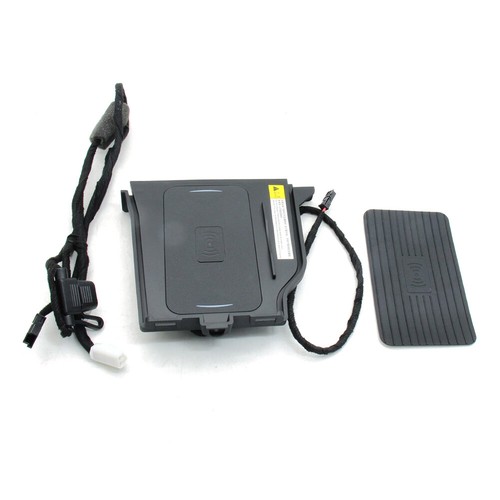 Caricabatteria cellulare auto wireless Charger Pad per Toyota Land Cruiser LC200 LG G3 - Foto 2 di 10