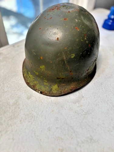Antique WW2 M-1 US Military Helmet