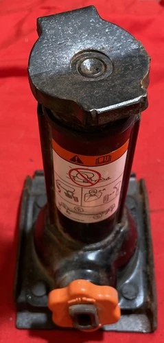 99 00 01 02 03 04 05 06 07 Ford F250 F350 Super Duty Truck Bottle Jack ONLY OEM