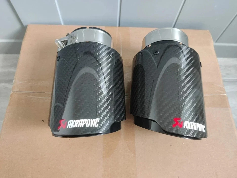 2x GLOSS BLACK CARBON FIBRE AKRAPOVIC EXHAUST TIP 4" UNIVERSAL STAINLESS STEEL - Image 2 of 4
