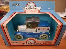 Ertl 1918 Ford Runabout 1:25 Die-Cast Locking Coin Bank True Value