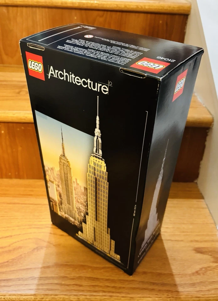 LEGO Architecture Empire State Building (21046) - NEW Sealed Retired Set - Image 2 of 3
