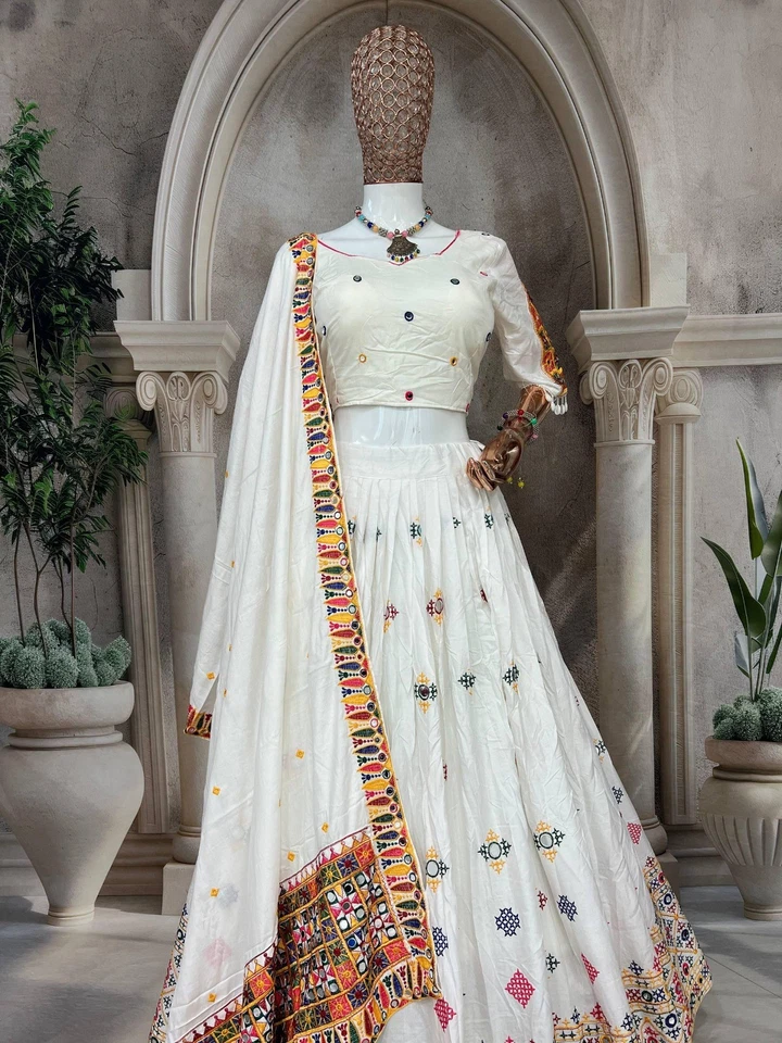 LEHENGA CHOLI INDIO BOLLYWOOD BODA FIESTA PAQUISTANÍ ROPA YA HECHA Foto 3 de 4