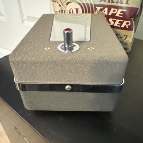 Vintage Akai ATE-7 Reel to Reel Tape Eraser Audio Recording No Cord Untested - Picture 8 of 14