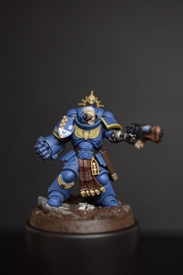 Pro Painted Primaris Lieutenant - Warhammer 40k Ultramarines Space Marines