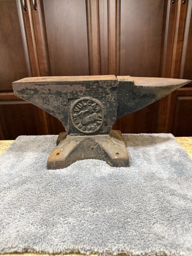 Vintage Vulcan Blacksmith Anvil 13" 29 Lbs Small Size