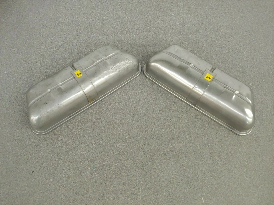 PAR DE CUBIERTAS DE VÁLVULA VENTILADAS ORIGINALES ORIGINALES USADAS PORSCHE 356A 356B NLA #49-2 Foto 4 de 4