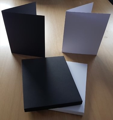 7'' x 10'' Grußkartenbox und Karte leer schwarz oder weiß Menge wählbar.