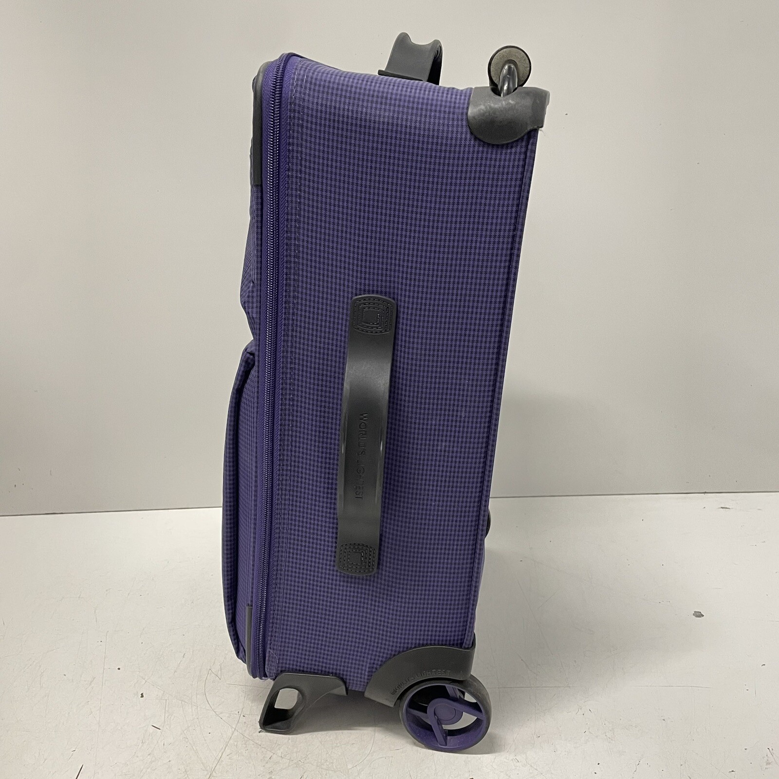 IT Luggage World’s Lightest CarryOn Luggage Roller Bag Purple Suitcase 22” Soft eBay