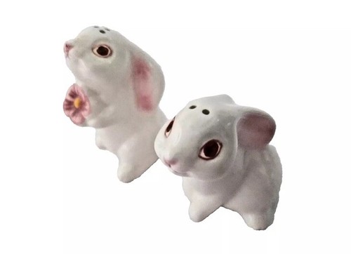 Vintage 1983 Avon Kitschy Bunny Rabbits Salt & Pepper Shakers Pink Bunnies - Picture 15 of 16