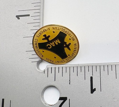 MAC Metropolitan Airports Commission Lapel Pin Minneapolis Saint Paul Airplane - Picture 3 of 6