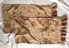 RALPH LAUREN HOME Guinevere cotton sateen lot of 2 ruffled king pillowcases