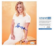 Sara Haines "The View" AUTOGRAPH Signed Autographed 8x10 Photo ACOA