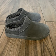 Ugg Classic Slipper Women  s Sz 8 M/EUR 39 Grey Wool Blend Lining New