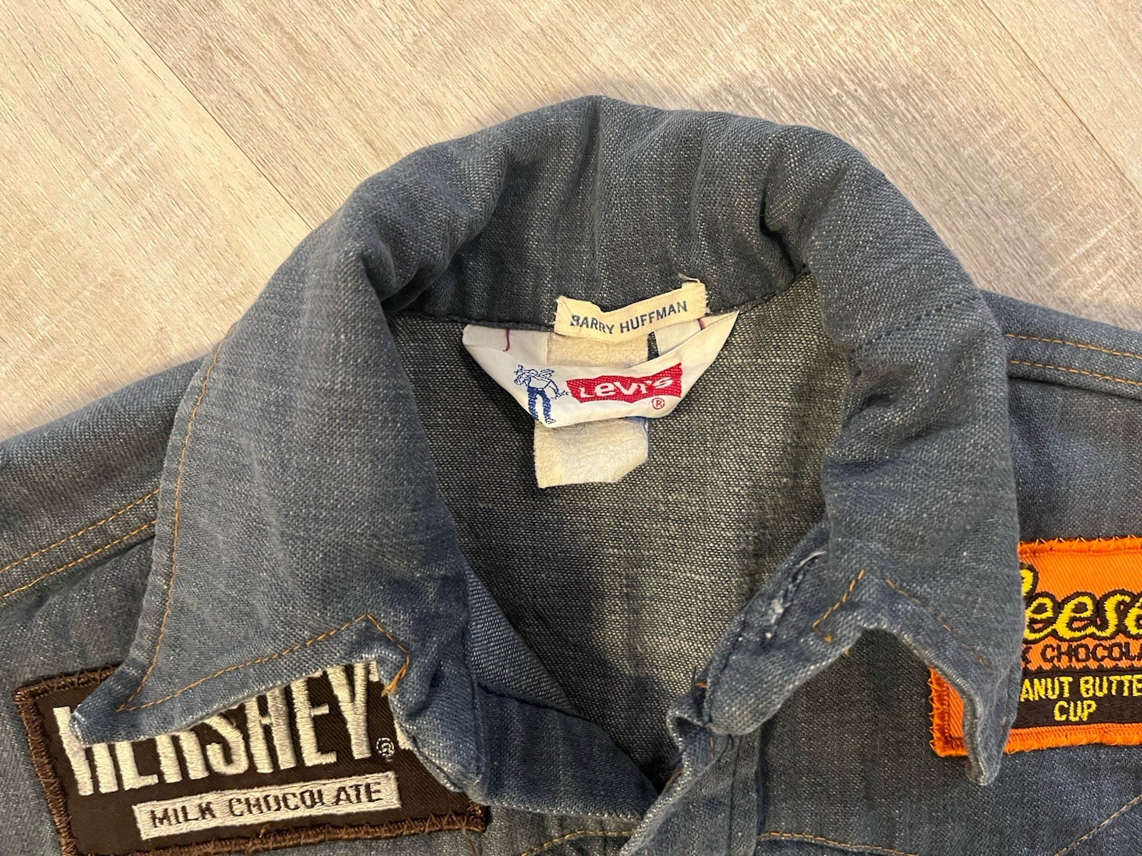VTG 70s Levis Denim Shirt Orange Tab Jean Western Snaps Dagger Patches Rare S image 2