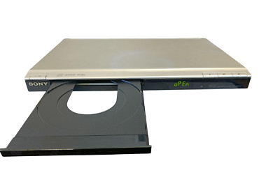 Sony DVP-SR100 CD DVD Player DVD-Spieler silber ohne Fernbedienung
