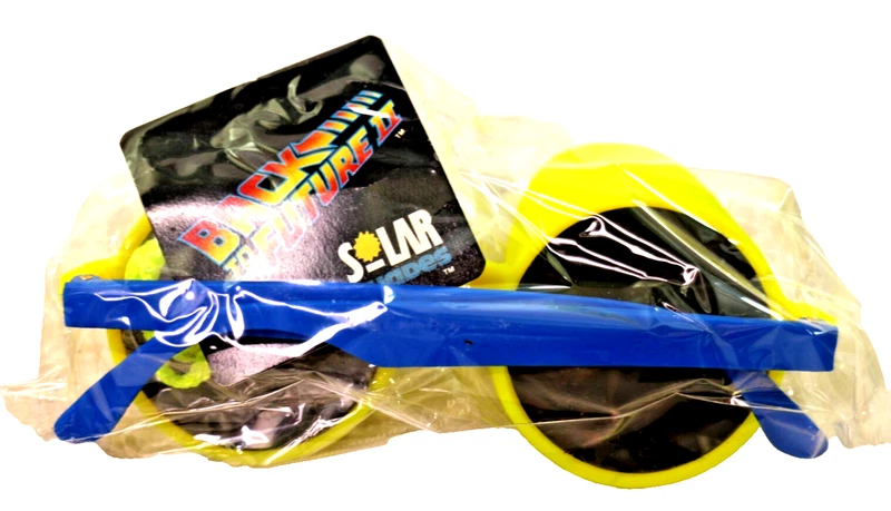 Scarce 1989 Pizza Hut Back to the Future II solar shades