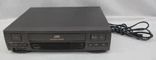 JVC Hi-Spec Drive 4 Head VHS VCR Model HR-VP412U    JR