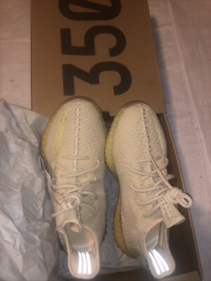 Yeezy 350 V2 Flax Size 8.5 Deadstock