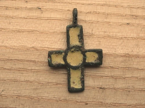 Nice Viking Bronze Cross Pendant yellow & green Enamel 10-13 AD Kievan Rus