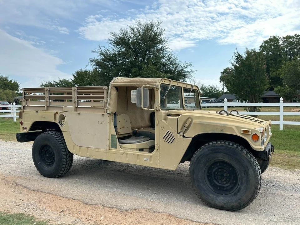 1980 Hummer H1 AM General Hummer H1, Truck, 4WD, Diesel - Image 2 of 4