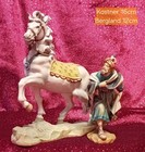 Krippenfiguren "Bergland" Ahorn, handbemalt, h=12cm, Treiber u. Pferd (Kostner)