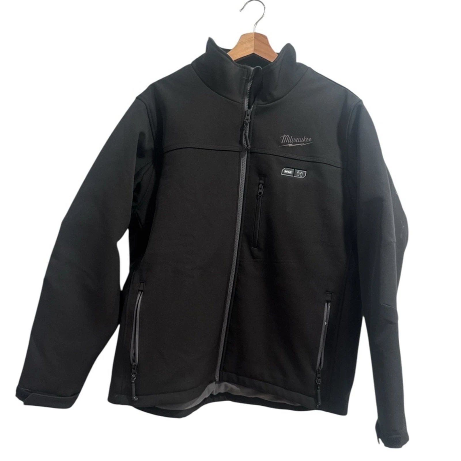 Milwaukee- Mens tough shell Unisex Heated Jacket Kit Black NWOT