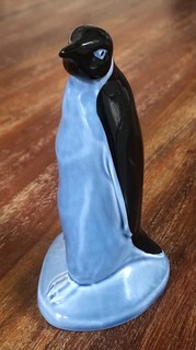 HOUSEHOLD CHINA POOLE POTTERY PENGUIN.