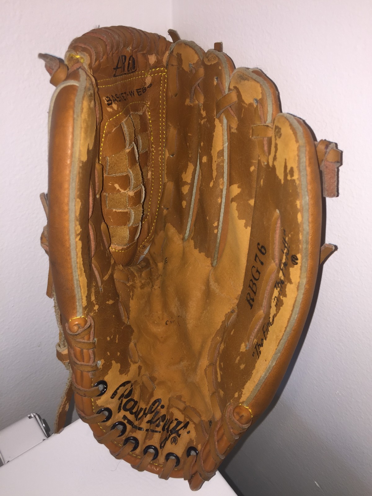 Rawlings baseball glove. Basket web, fastback Holdster model RBG76 . eBay
