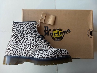 dr martens leopard