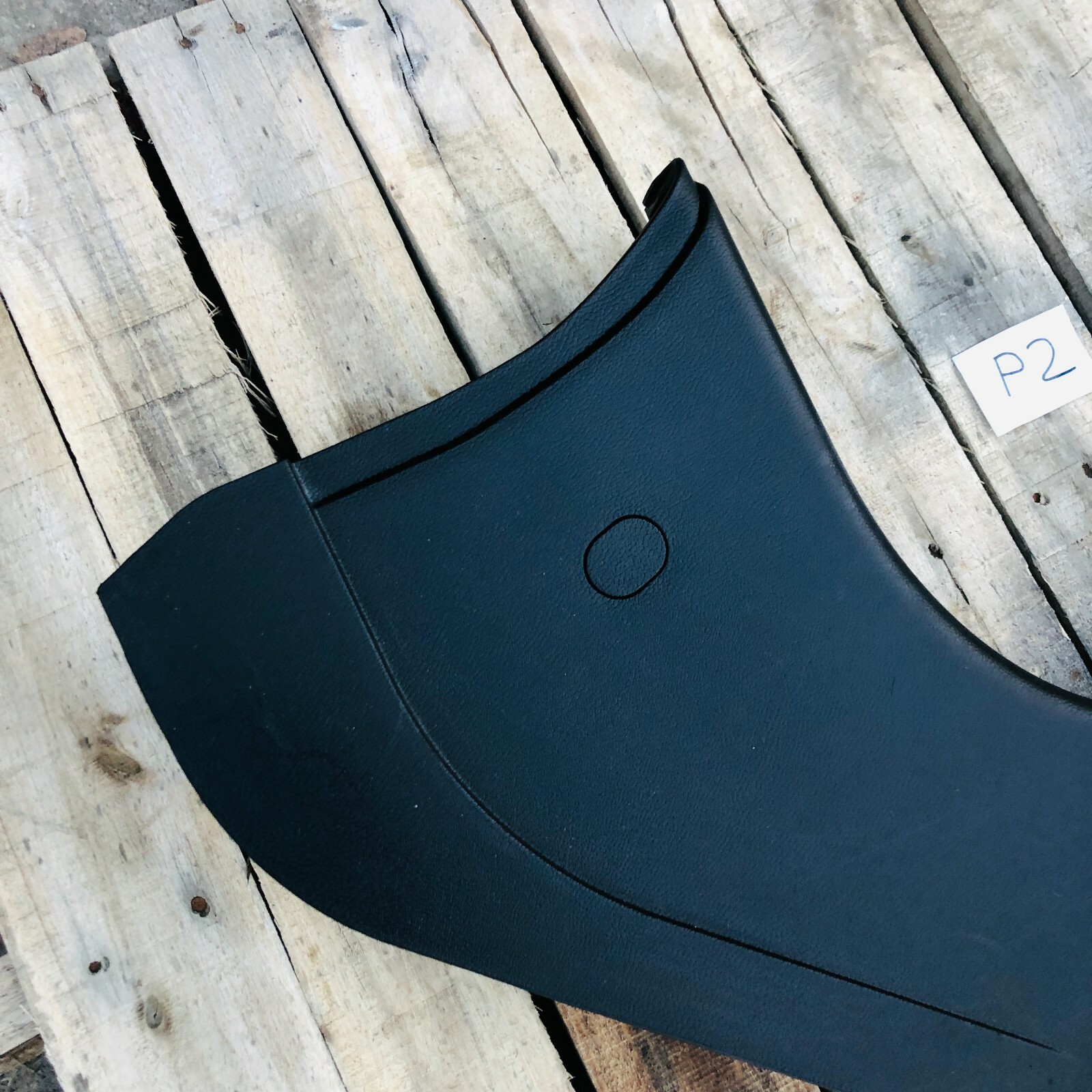 2014 - 2019 Maserati Ghibli Passenger Right Front Kick Panel Scuff Trim Cover