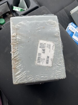 Hoffman A806CHNF Steel Enclosure Junction Box.     4B