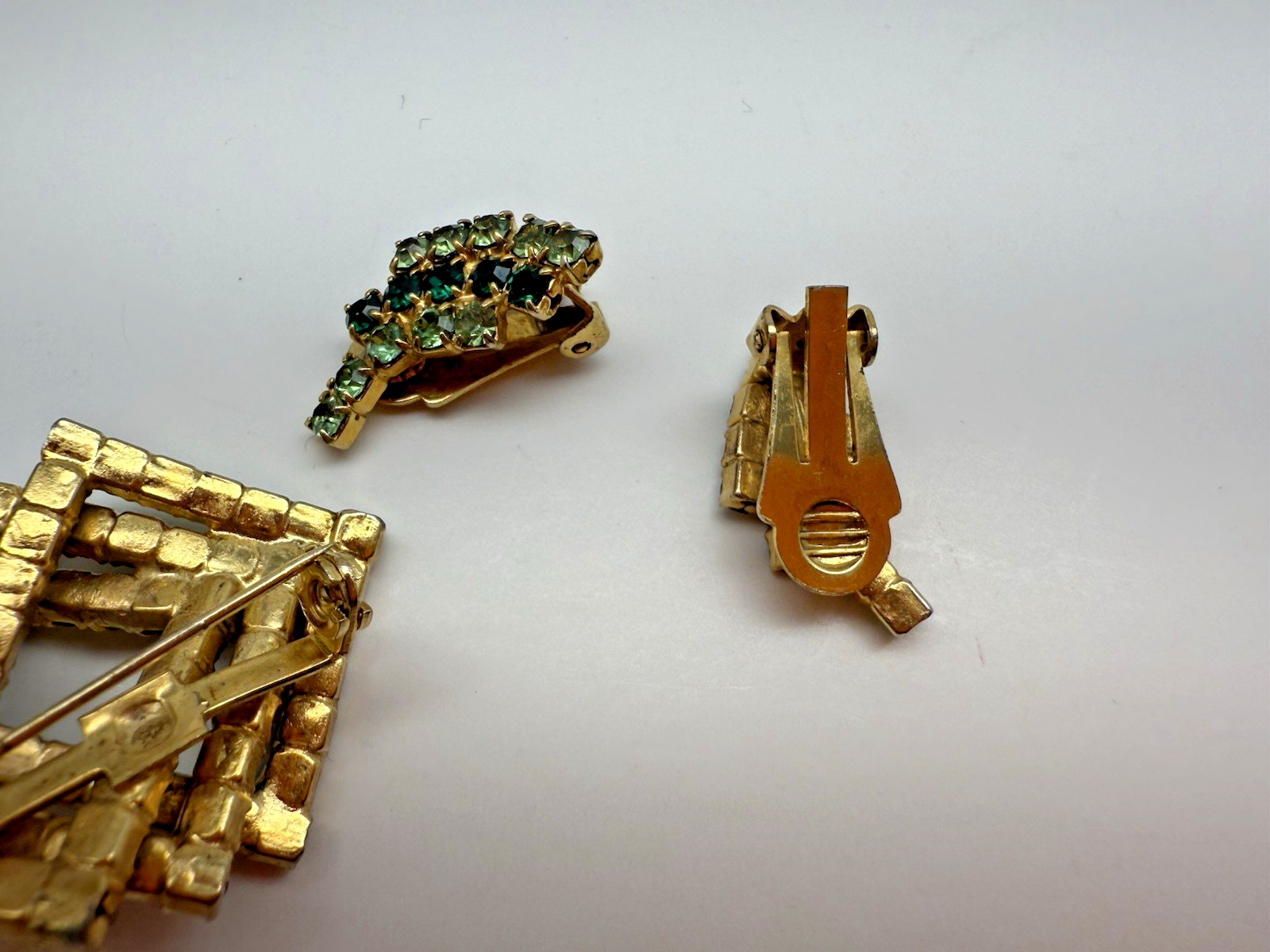 Uranium Interlocking Squares rhinestone Brooch/Pi… - image 5