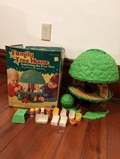Vintage General Mills Kenner Tree Tots Family Tree House Playset 1975 With Box