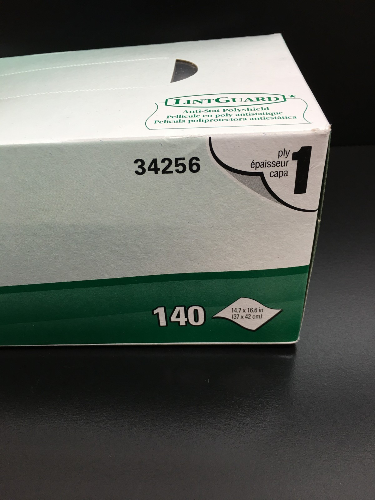 Kimtech REF 34256 White 1-Ply Kimwipes Delicate Task Science Wipers 140/Box