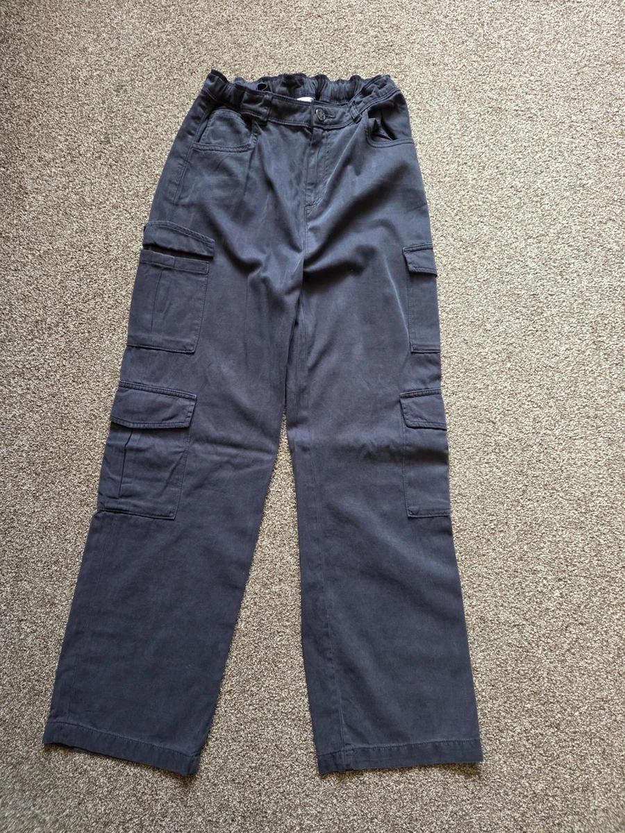 Cotton On bootleg cargo pants in black