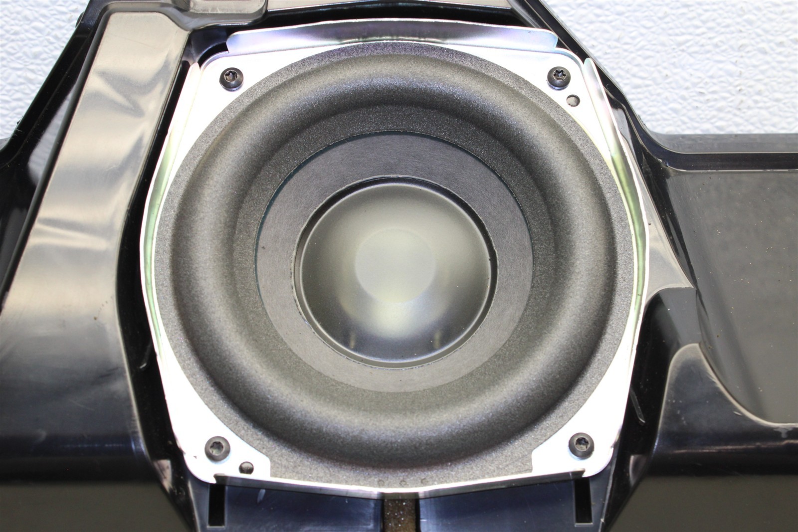 2013 Maserati GranTurismo Bose Subwoofer Front Speaker Box 67071100 08-13