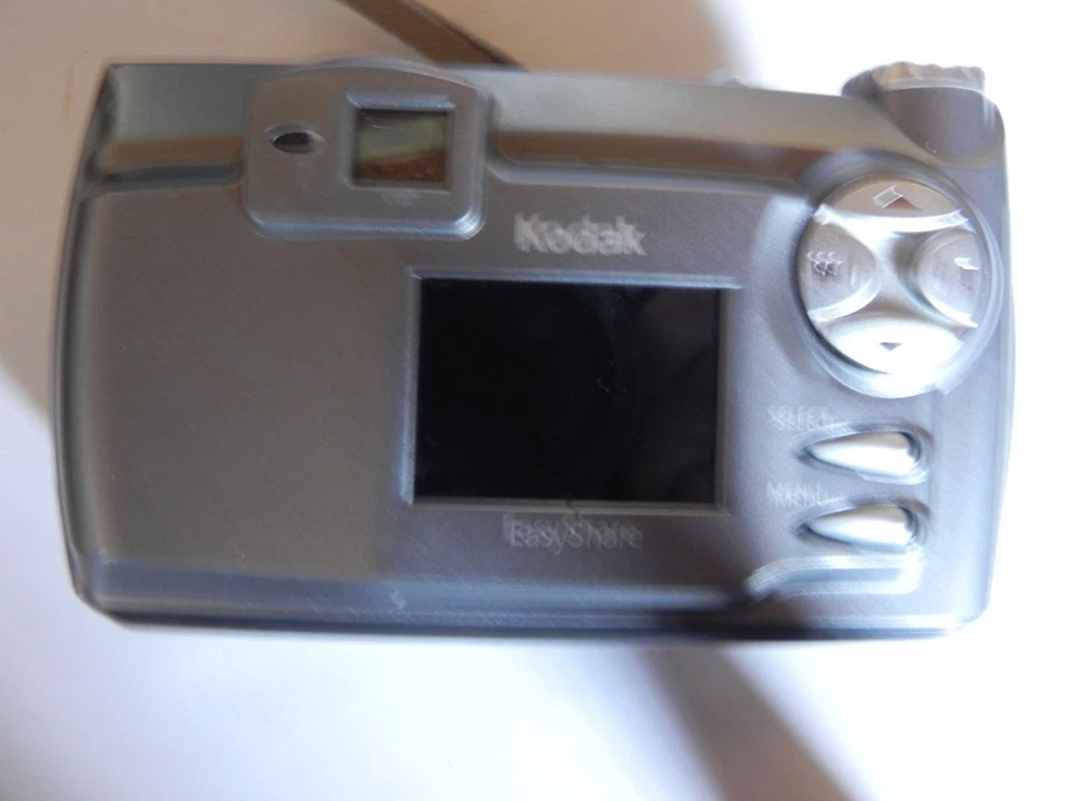 Kodak EasyShare DX4900 4MP Digitalkamera - 2x opt. Zoom Silber leicht beschädigt - Bild 2 von 4