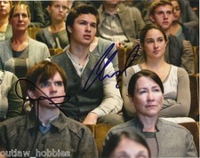 Ansel Elgort Shailene Woodley Autographed Signed 8x10 Photo COA