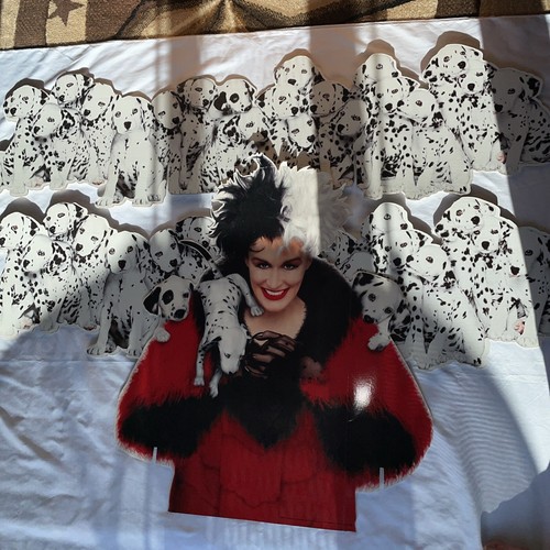 Disney 101 Dalmatians Cartoncino ~ Mostra teatro Crudelia Deville con cuccioli - Foto 2 di 10