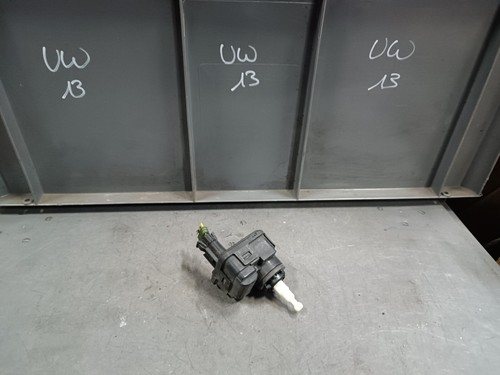 Original Opel Omega B Stellmotor Leuchtweitenregulierung LWR 90492832