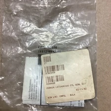 PARKER L073400100 CLAMP ASSEMBLY FOR 1-1/16, 1-1/4 CYLINDER G40