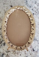 Vintage Filigree Oval Picture Photo Frame, Gold, Footed