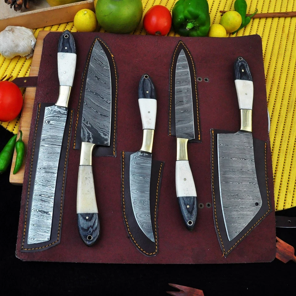 Juego de cuchillos de cocina hechos a mano de 5 piezas con cubierta de cuero de cortesía Foto 3 de 4
