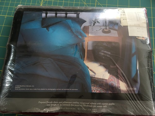 Martex Pinpoint Percale Full Flat Sheet 250 Thread Count NOS Burgundy Wine VTG - Picture 3 of 4