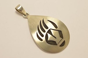 Details about Taxco Mexico 925 Sterling Silver Hopi-Style Bear Claw Pendant Top Details about Taxco Mexico 925 Sterling Silver Hopi-Style Bear Claw Pendant Top