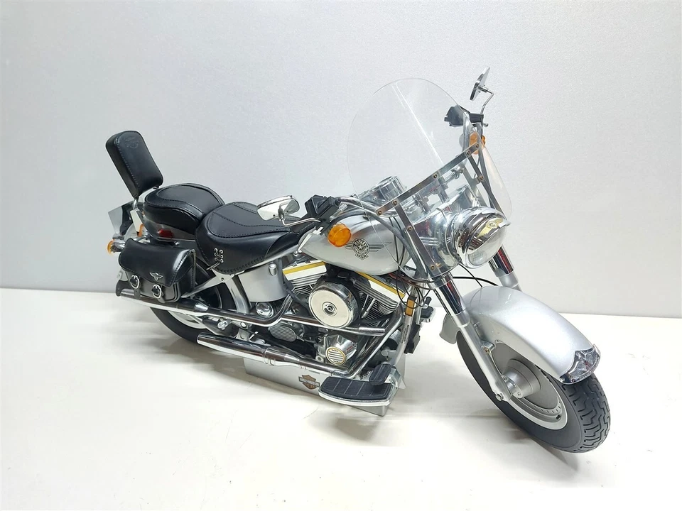 Harley Davidson FLSTF Fat Boy - 60 cm scala 1/4 DeAgostini - Immagine 2 di 4