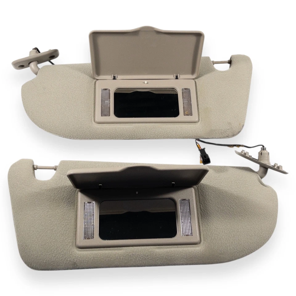 Par de parasoles laterales para conductor y pasajero Saturn serie L 2000-2005 beige iluminado Foto 4 de 4