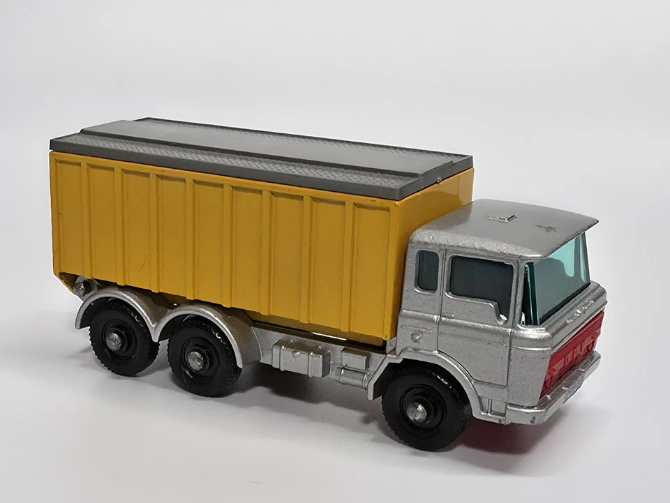 Matchbox Lesney No. 47 DAF Tipper Container Truck - Image 2 of 4
