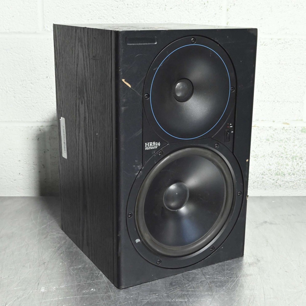 Mackie HR824 High Resolution Studio Monitor Single Speaker